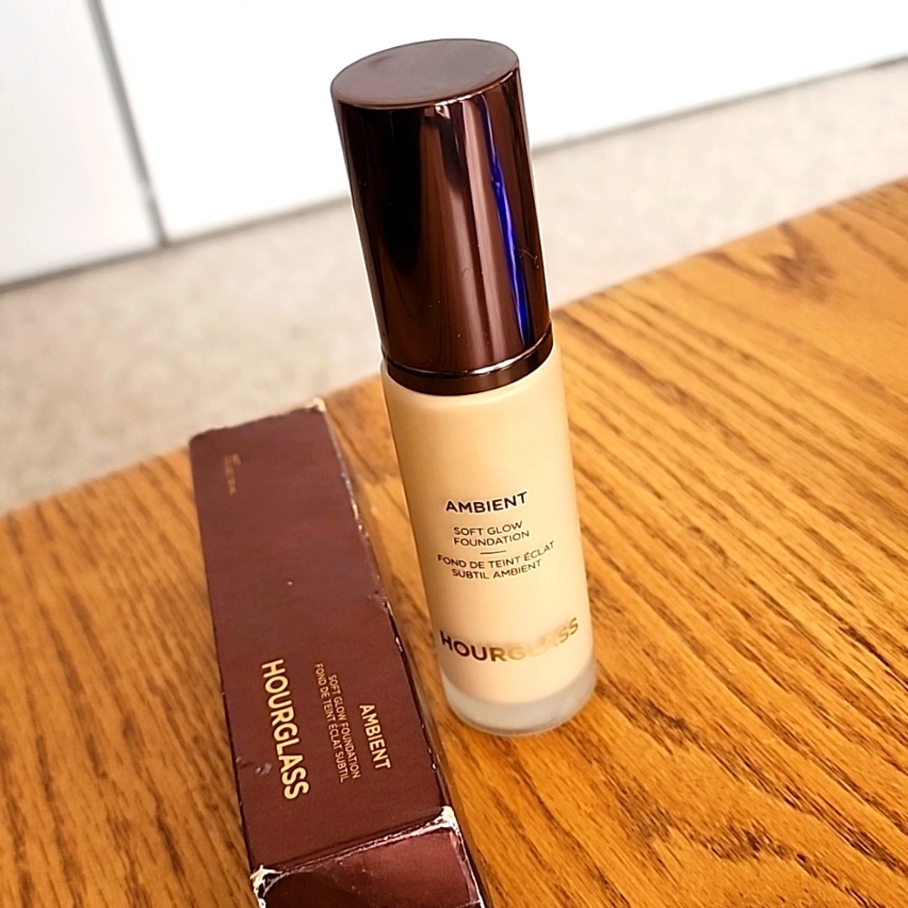 Ambient Soft Glow Foundation Shade 6.5